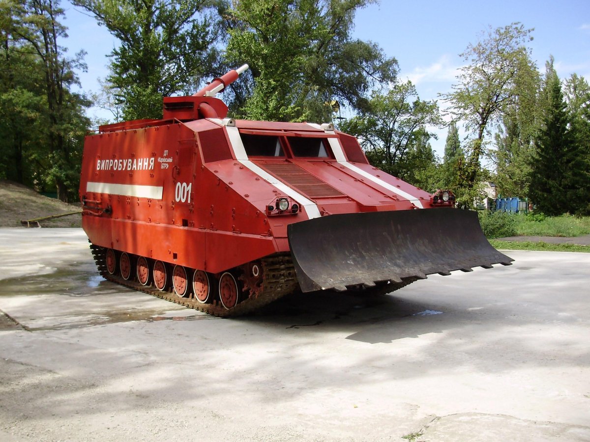 Гусеничная пожарная машина ГПМ-54