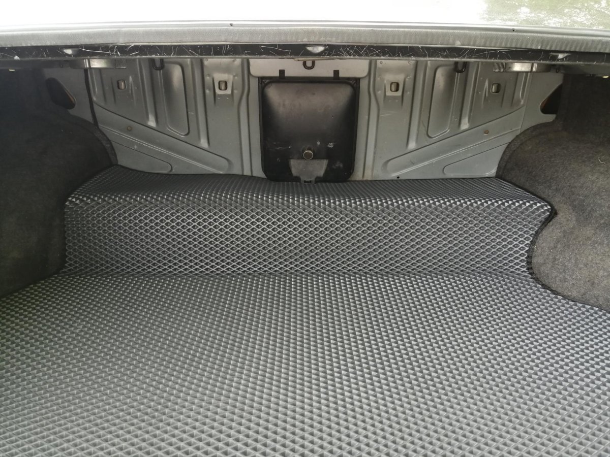 Коврик в багажник Ауди 100 с4 универсал