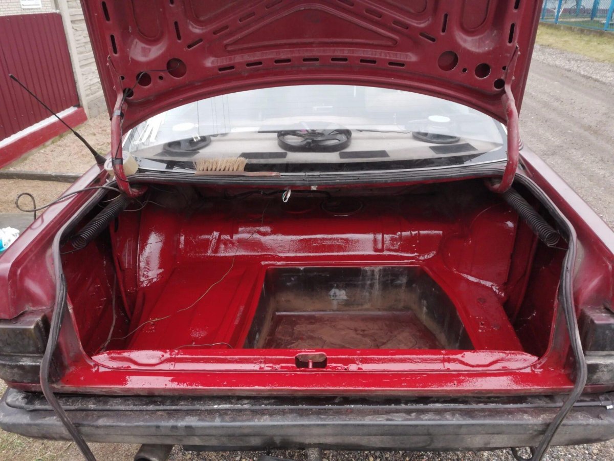 Багажник Ауди 100 с4 седан