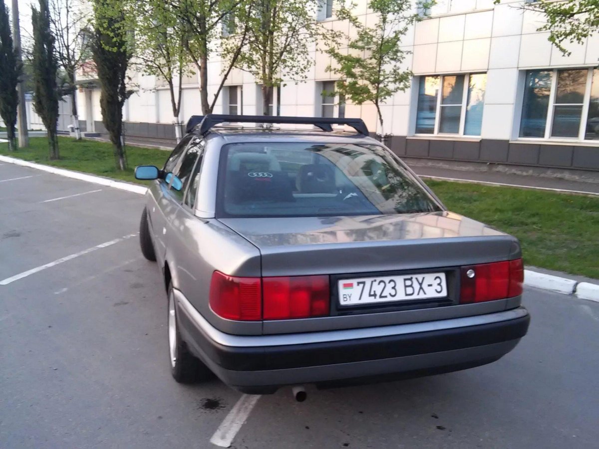 Багажник Ауди 100 с4