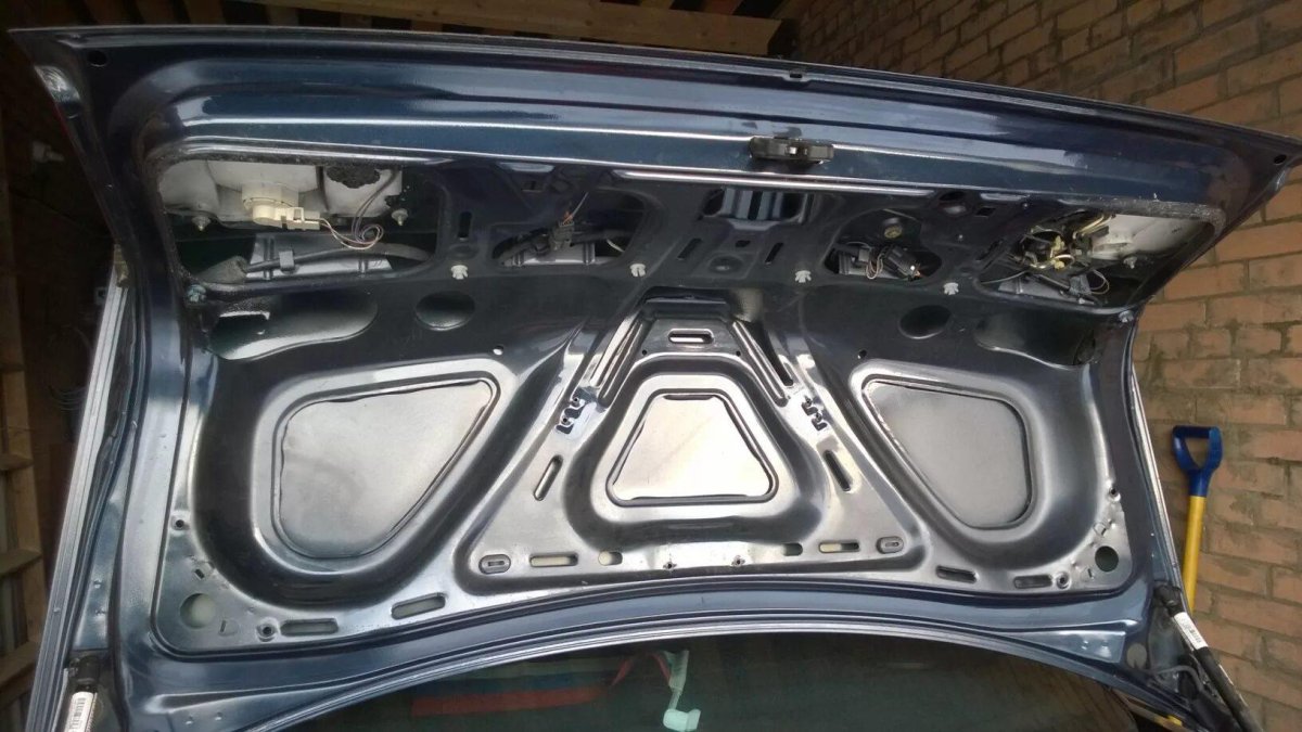 Крышка багажника Ауди а3