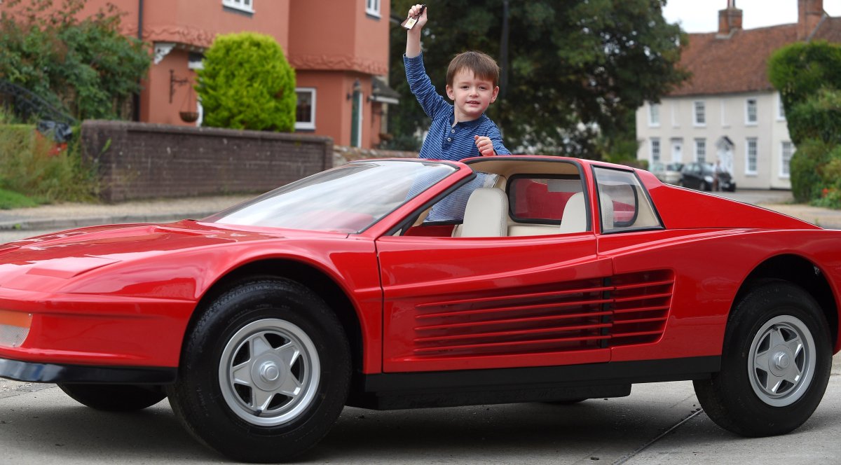 Реплика Ferrari Testarossa