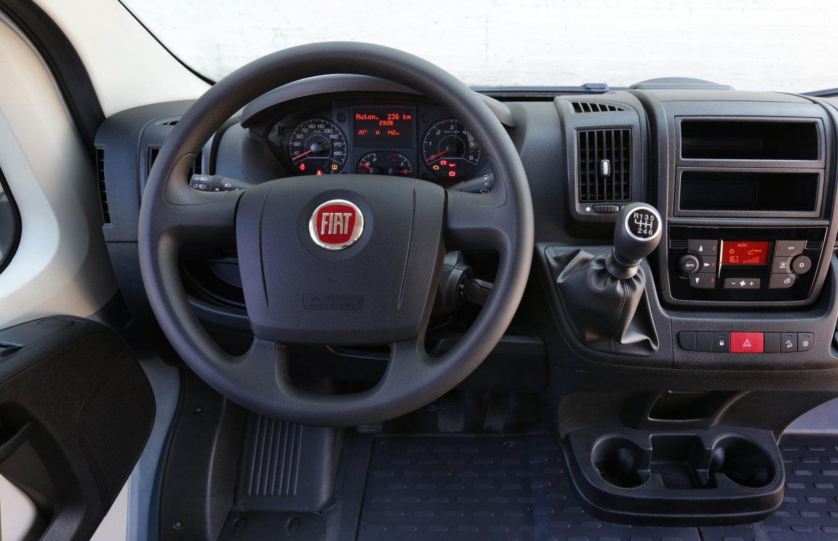Фиат Дукато 2014 года панель