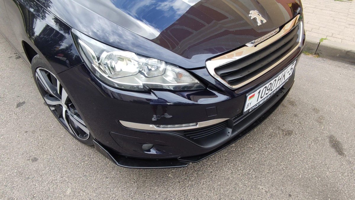 Сплиттер переднего бампера Пежо 308