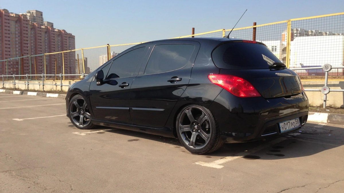 Пежо 308 заниженная