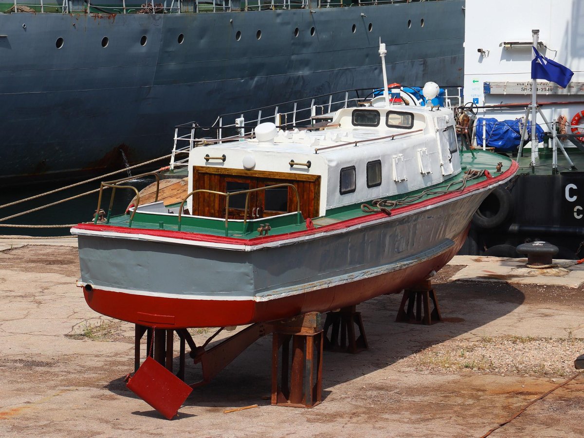 Рейдовый катер "РК-500"