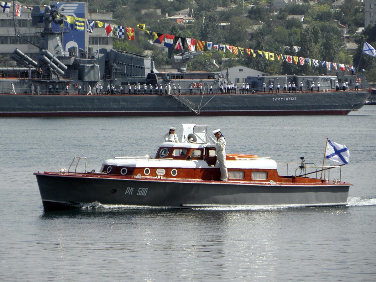 Рейдовый катер "РК-500"