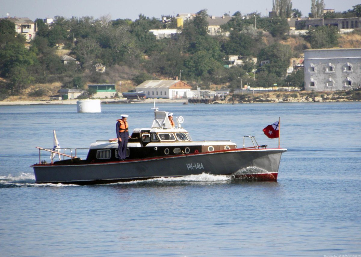 Рейдовый катер РК-369