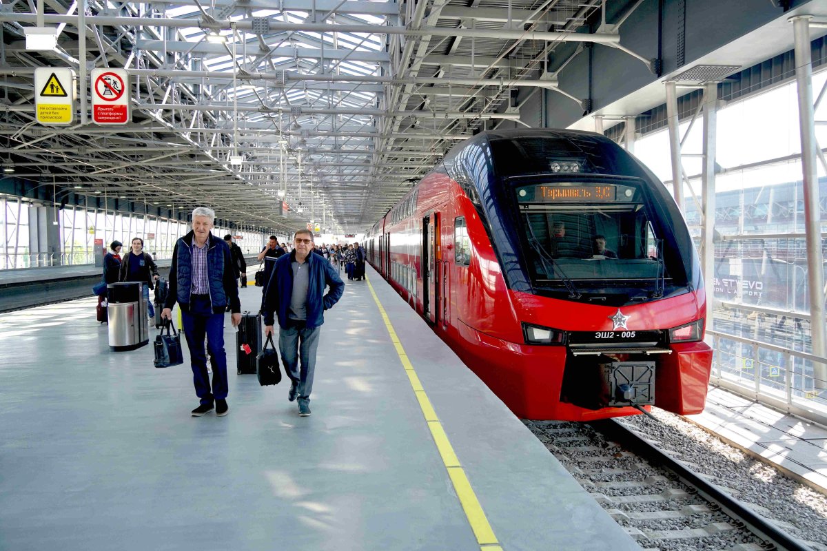 Поезд Аэроэкспресс