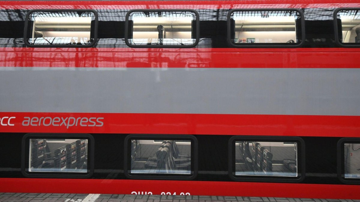Двухэтажный Аэроэкспресс