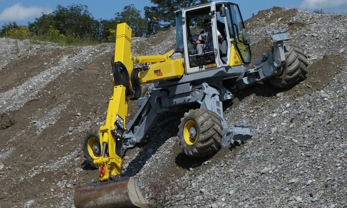 Экскаватор Menzi Muck m545