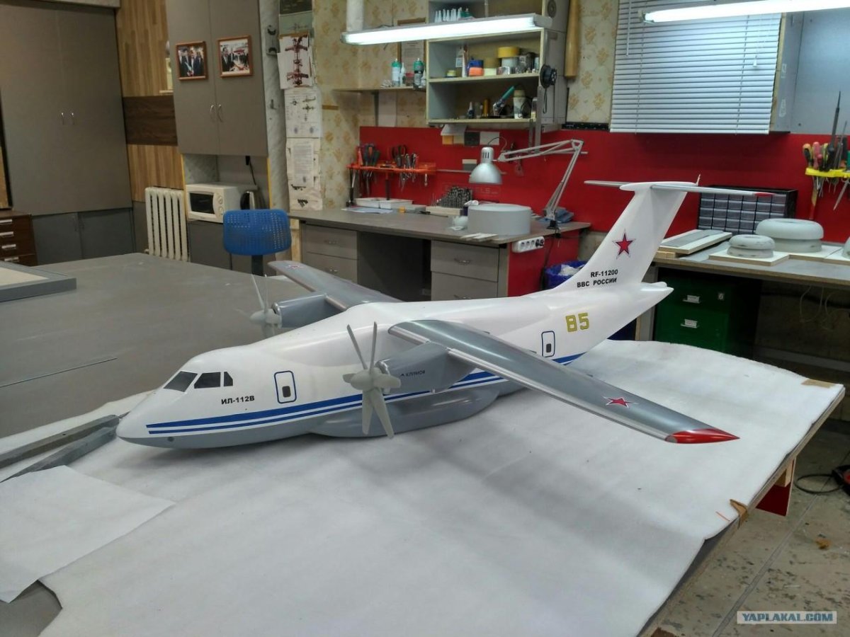 Ил-112 модель