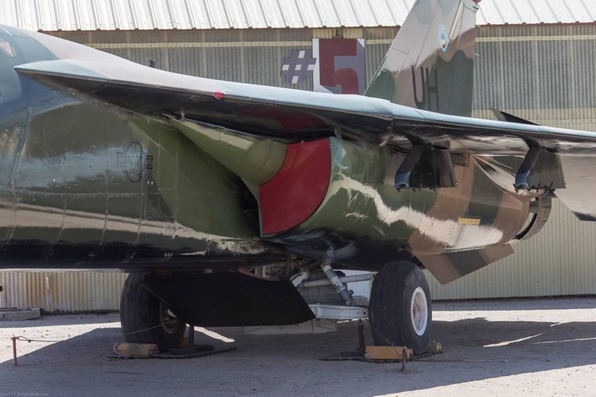 General Dynamics f-111