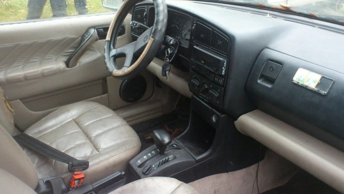 Volkswagen Passat b4 салон