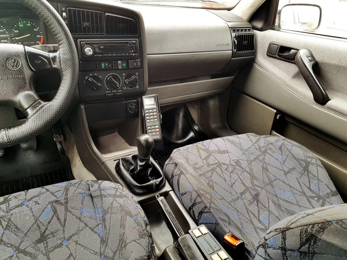 VW Passat b3 Interior