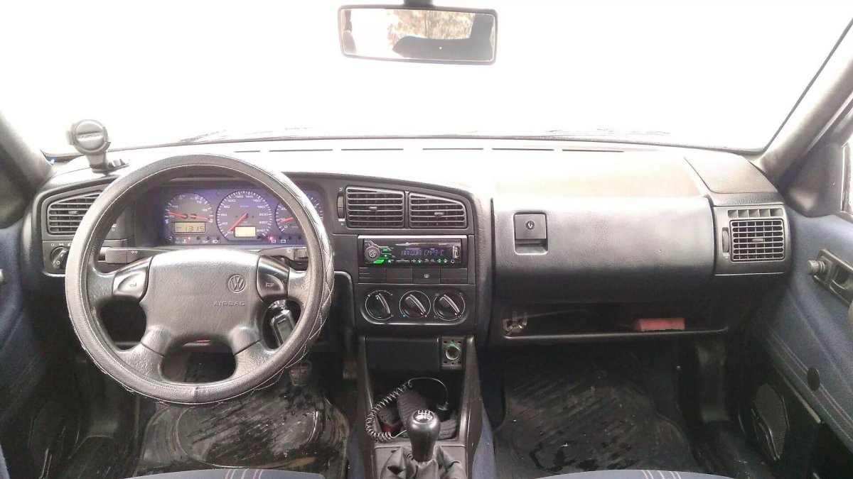 Volkswagen Passat b4 салон