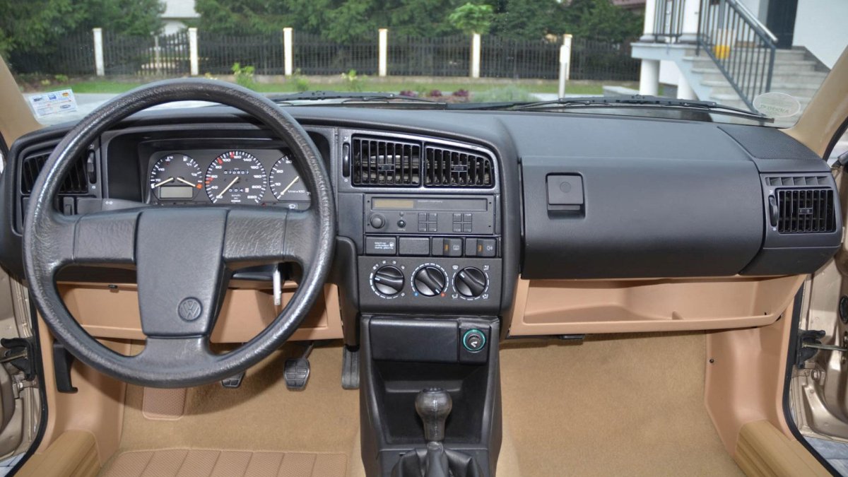 Фольксваген Пассат b3 салон