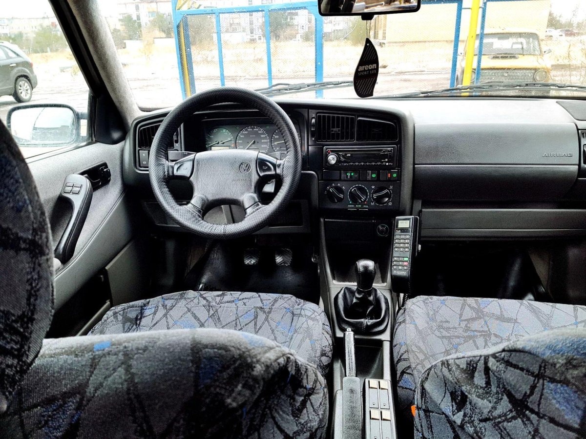 VW Passat b3 салон