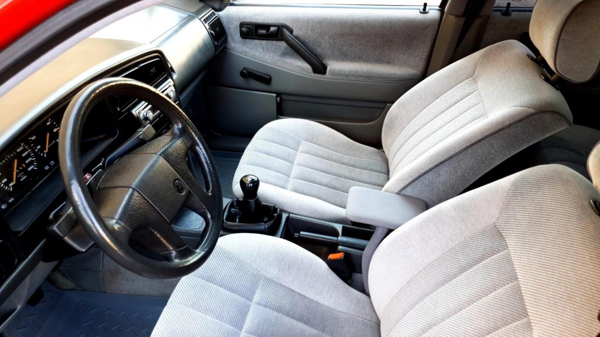 Volkswagen Passat старый салон