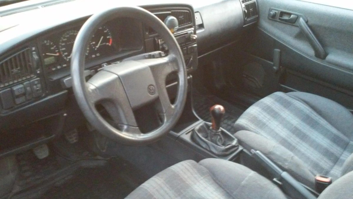 Митсубиси Галант 1991 салон