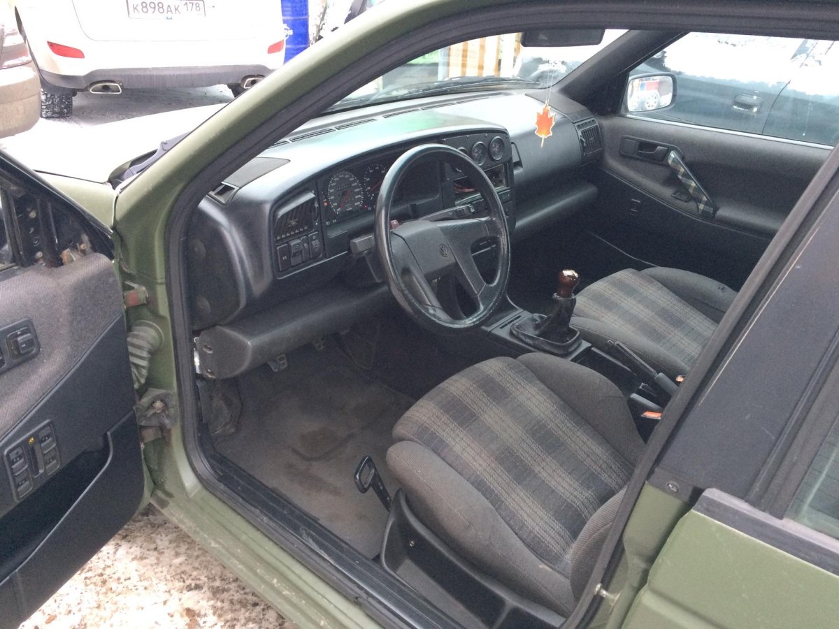 Батоны Passat b3