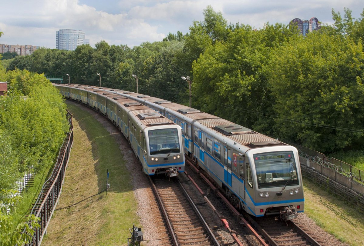 Метропоезд Русич 4