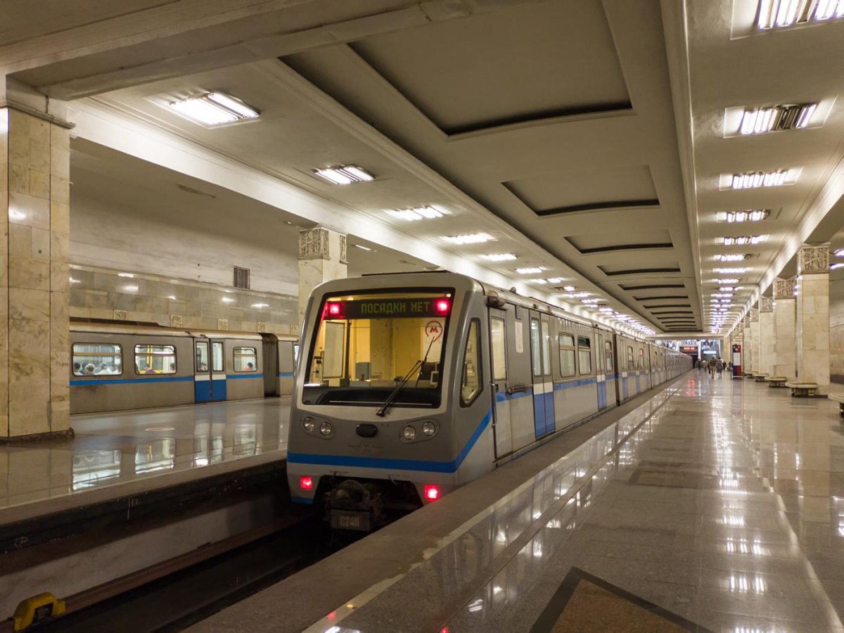 Метропоезд Русич 2003