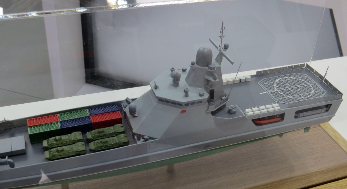 Средний десантный корабль проекта 21810