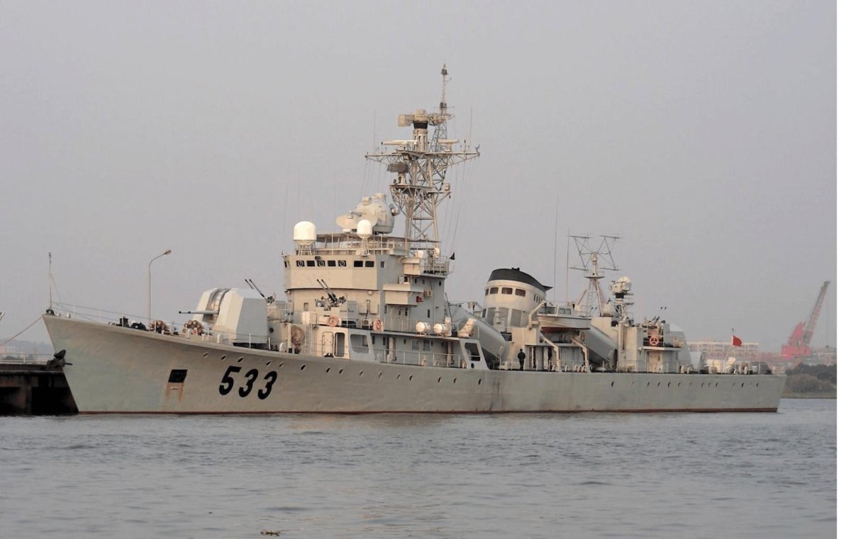 ВМС КНР Фрегат 057