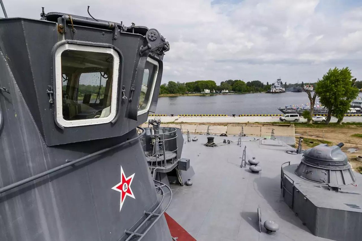 МДК малый десантный корабль