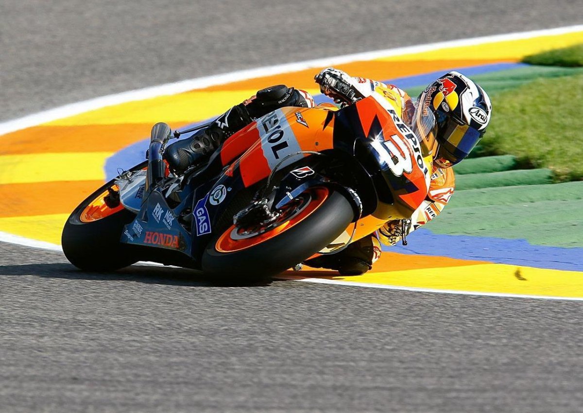 Шоссейно кольцевой мотоцикл