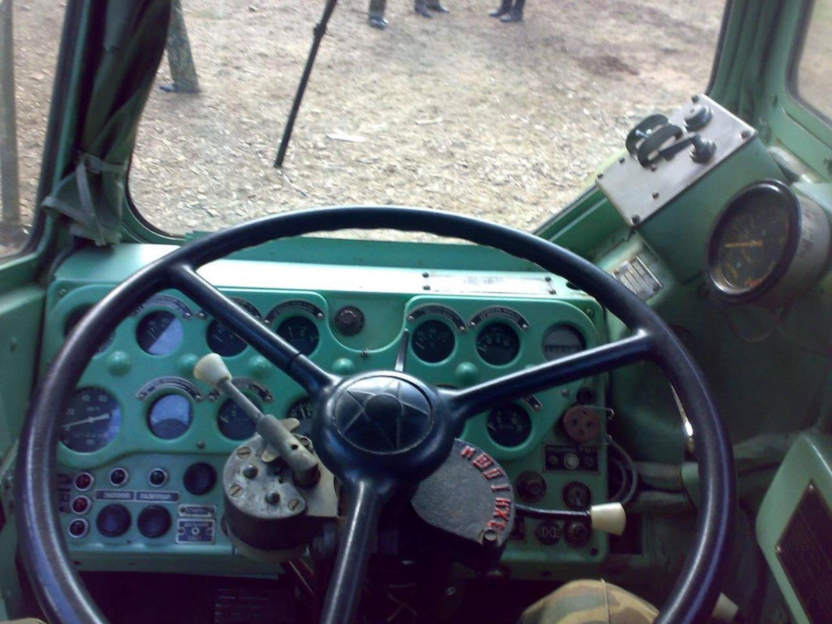 МАЗ 543 кабина