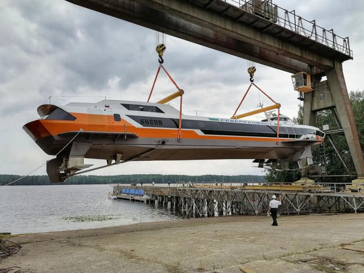 Метеор 120р судно