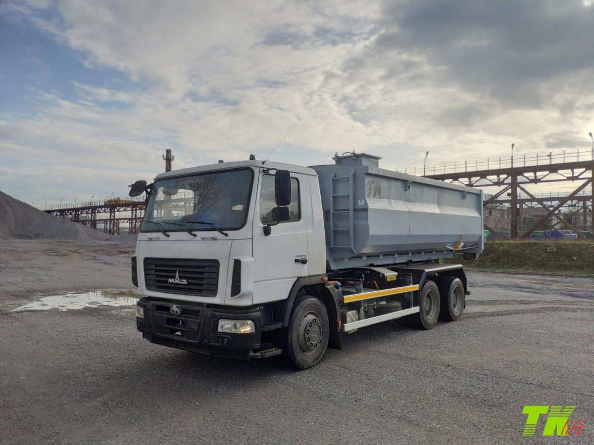 МАЗ шасси 6312с3