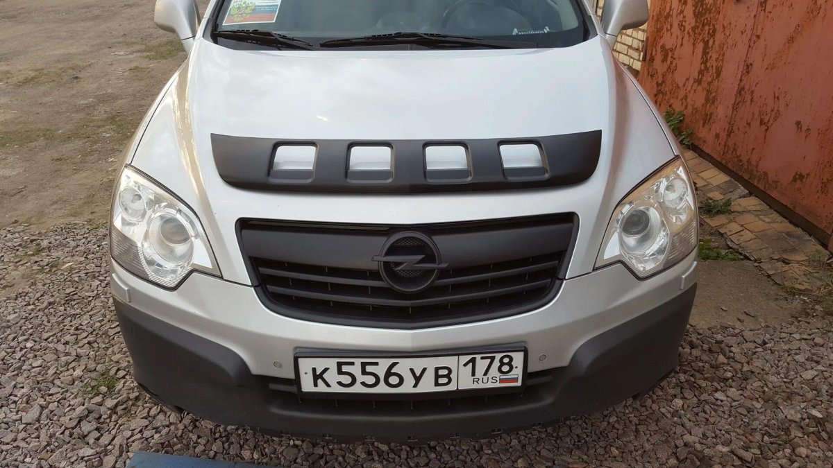 Решетка Опель Антара