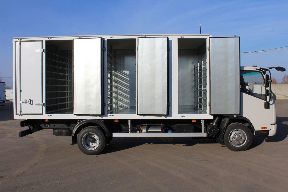Изотермический фургон на шасси JAC n90