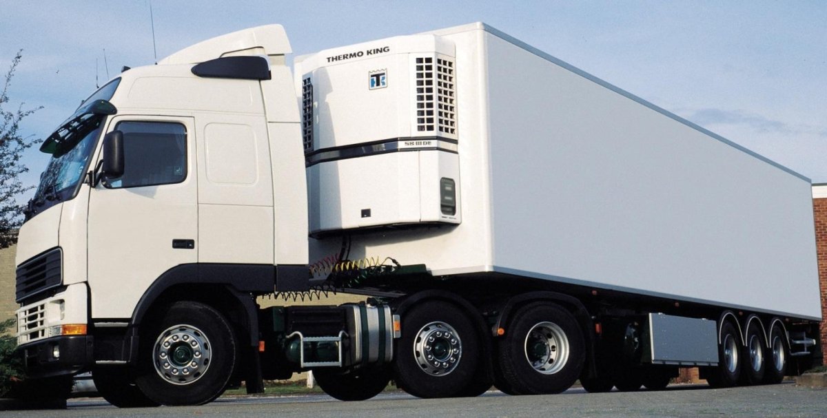 Грузовик "рефрижератор"