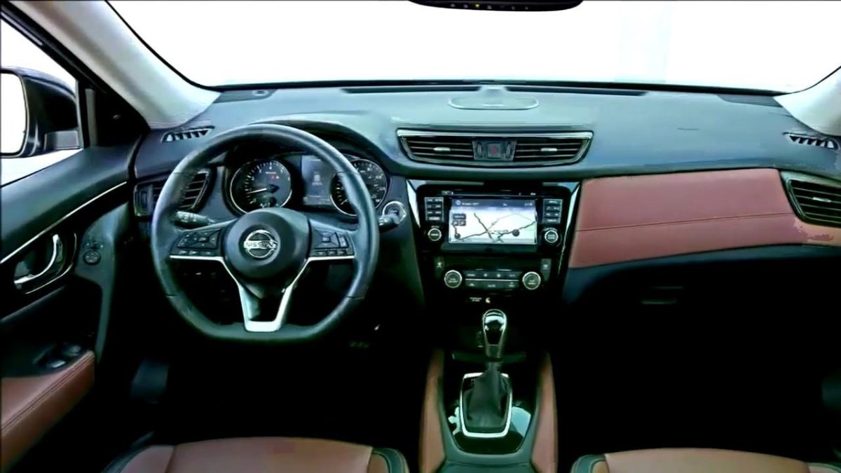 Nissan x-Trail 2018 салон