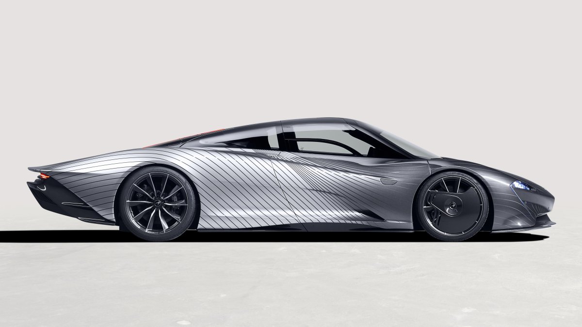 MCLAREN Speedtail 2021