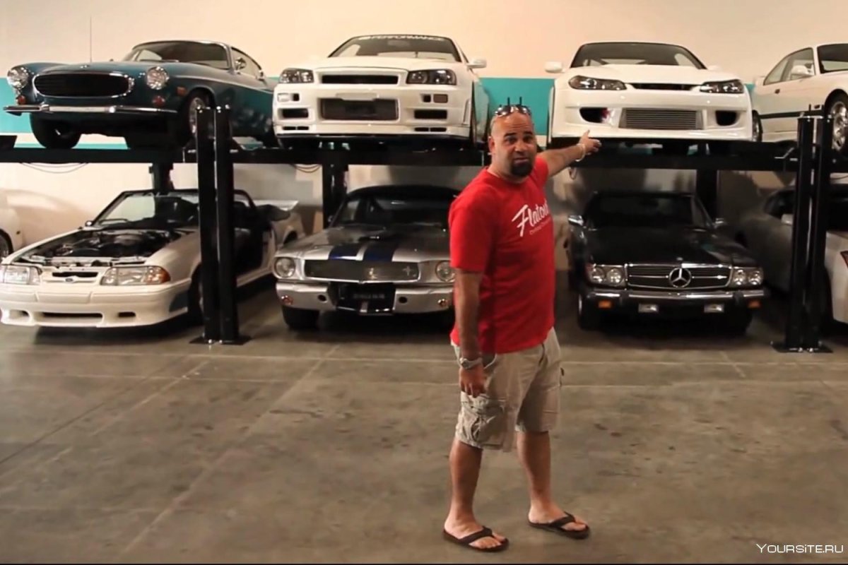 Пол Уокер 1 машина