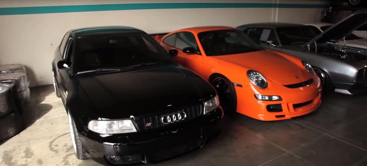 Коллекция гараж пола Уокера