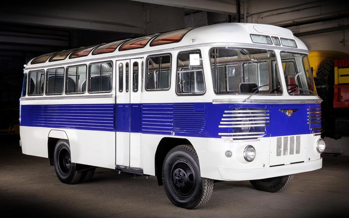 ПАЗ 652