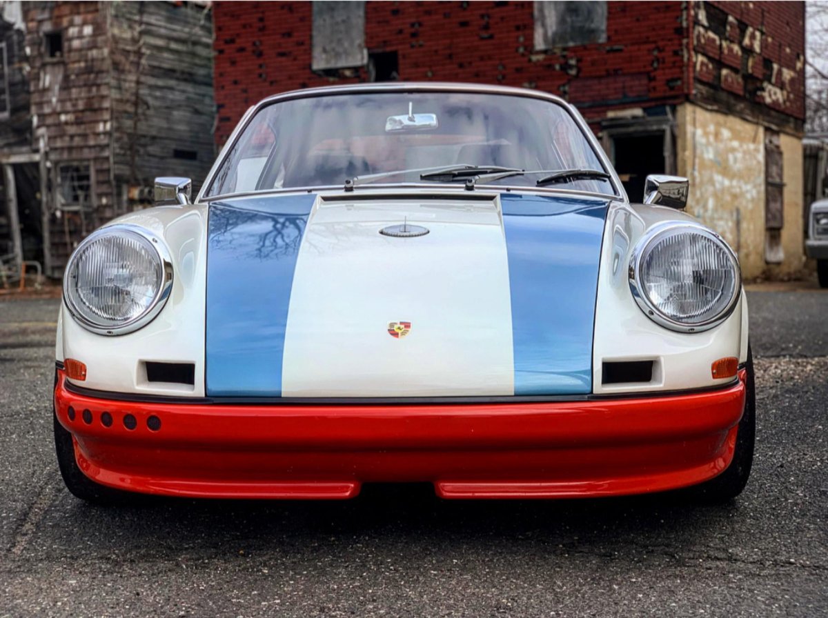 Порше 911 Магнуса Уолкера