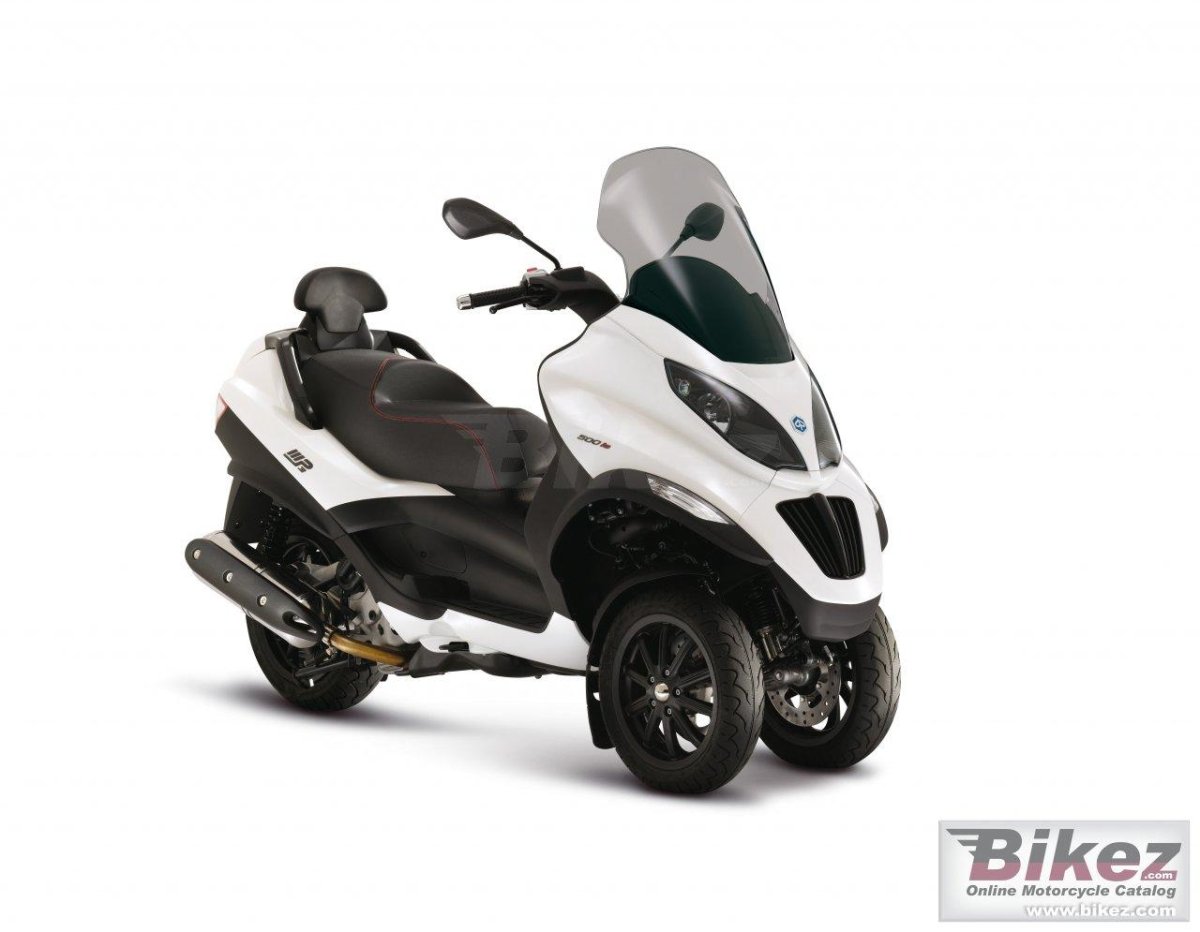 Трехколесный скутер 2010 Piaggio