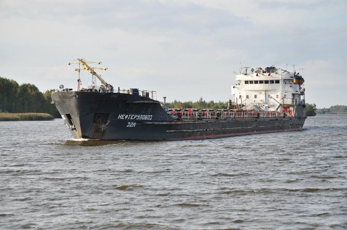 Нефтерудовоз 36м