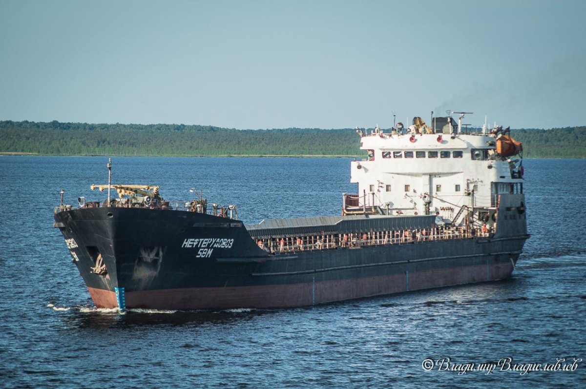 Нефтерудовоз 58