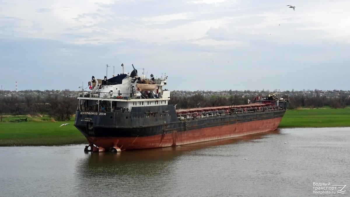 Нефтерудовоз 29м