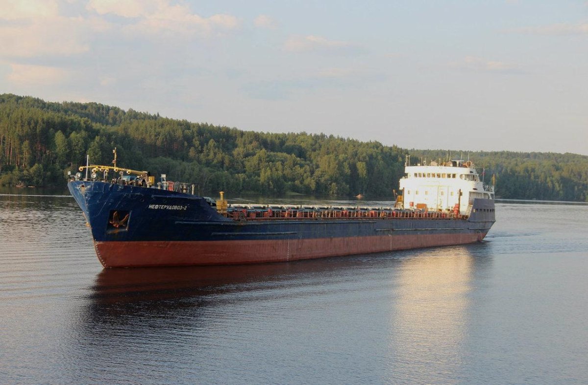 Судно Нефтерудовоз 2