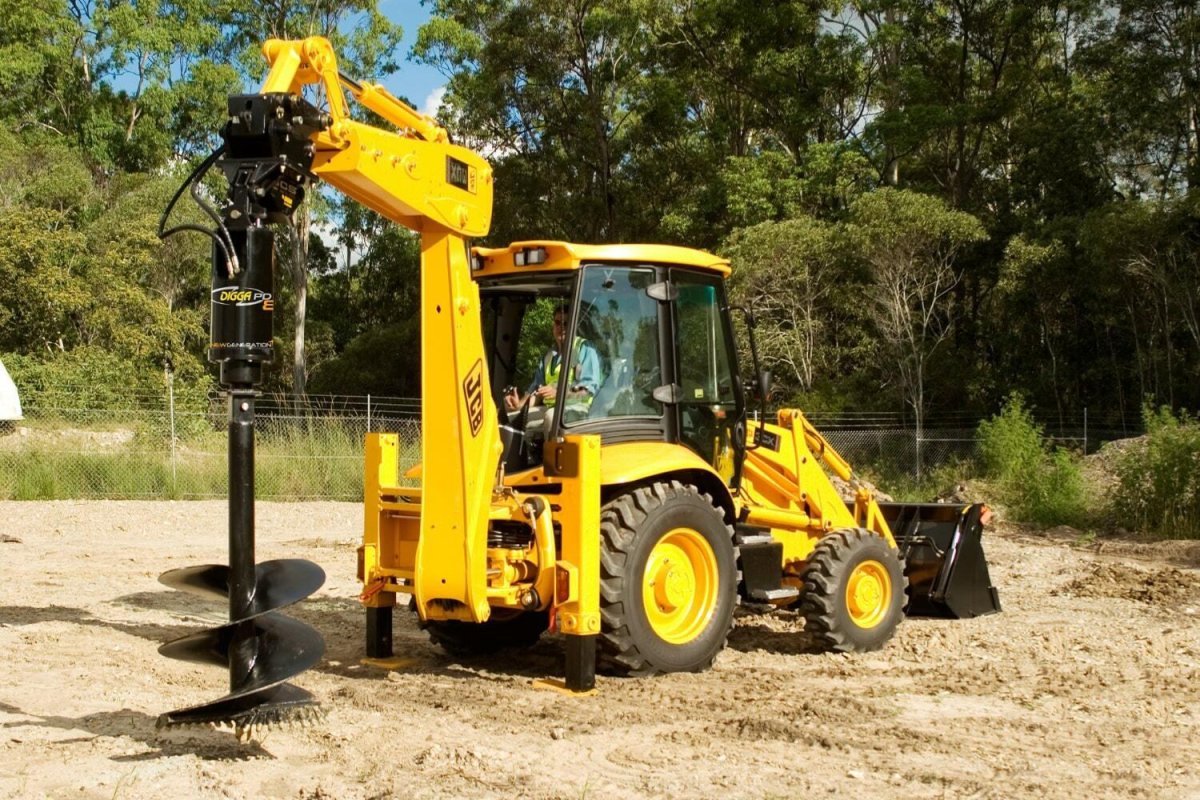 Ямобур JCB 3cx