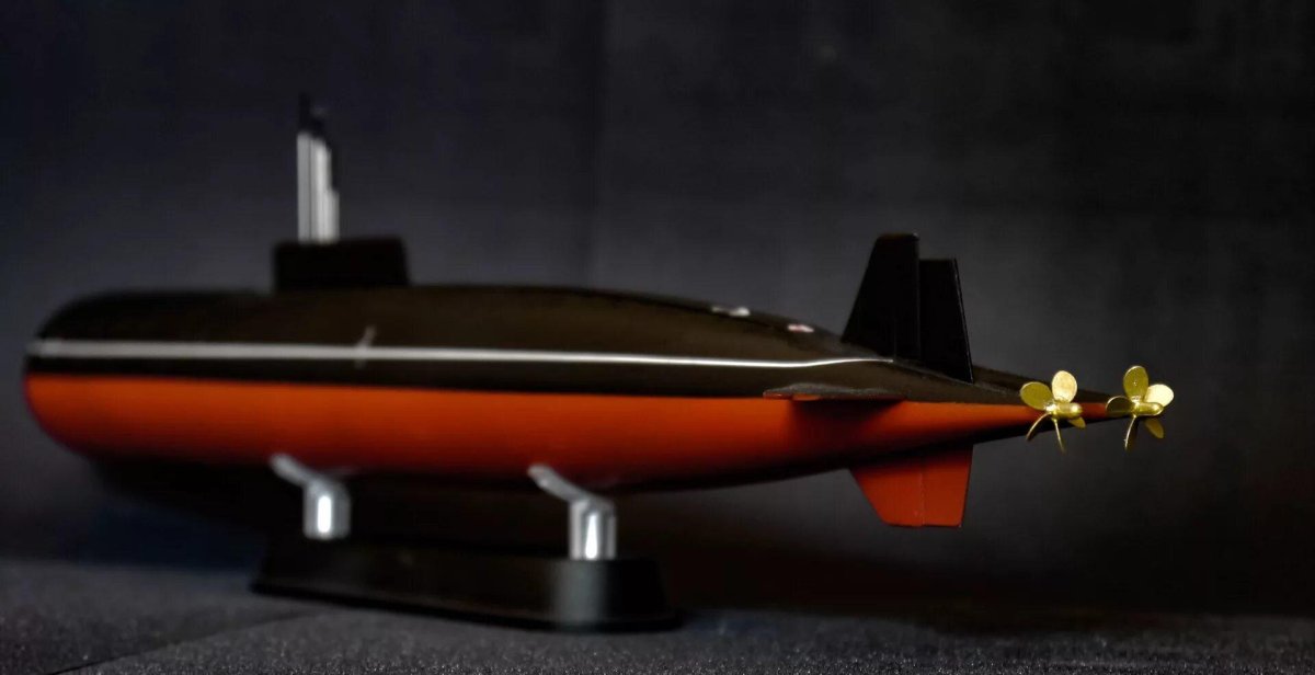 Подводная лодка к-162 Золотая рыбка